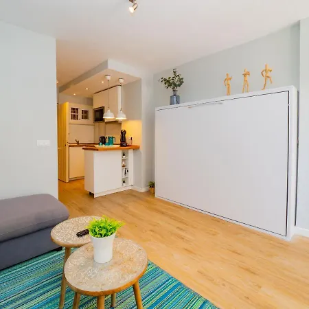 Cubo's Estudio Agata Apartment